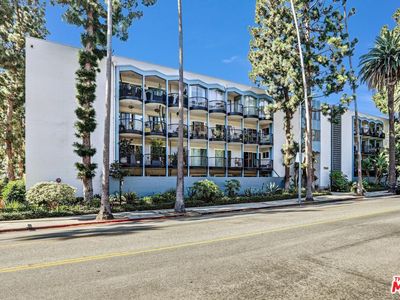7560 Hollywood Blvd APT 303