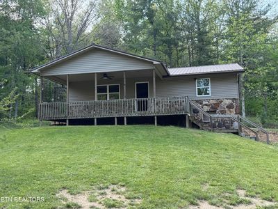 318 Lee Rd