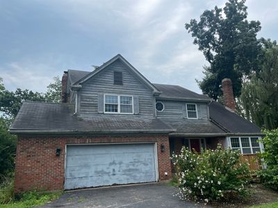 Property at 40W003 Russell Rd, Elgin, IL