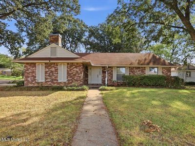 110 Van Doren St