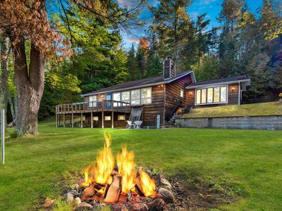 15618 Upper Island Ln