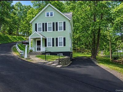 41 Wood Avenue