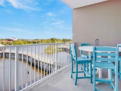 9860 S Thomas Dr Unit 214
