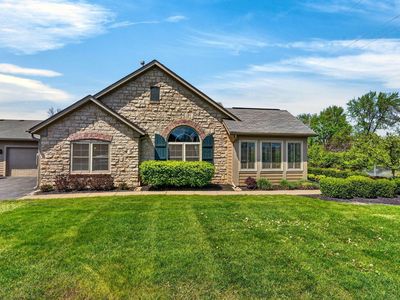 240 Waterside Dr