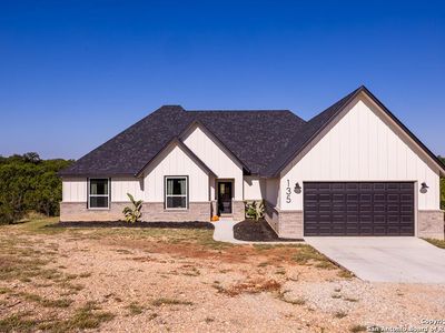 135 Lone Oak