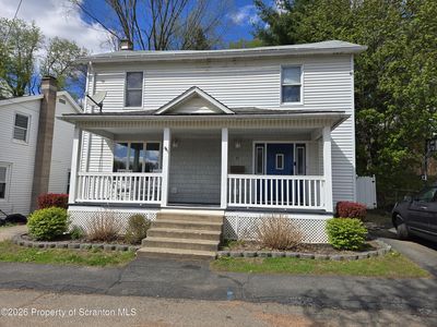 47 Williams Ave