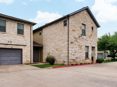 1201 Grove Blvd APT 2802
