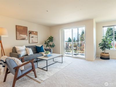 10744 Greenwood Avenue N #302