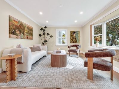 107 Woodley Ave