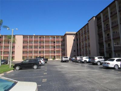 4105 LAKE BAYSHORE DRIVE