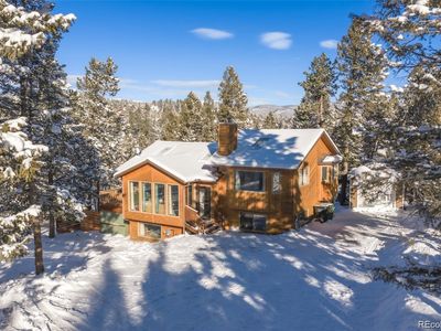 121 Iris Drive