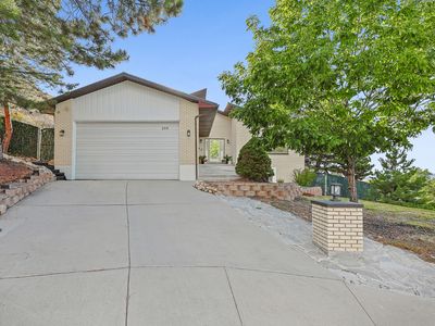 299 E Sage Cir