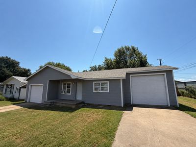 712 Nichols Ave