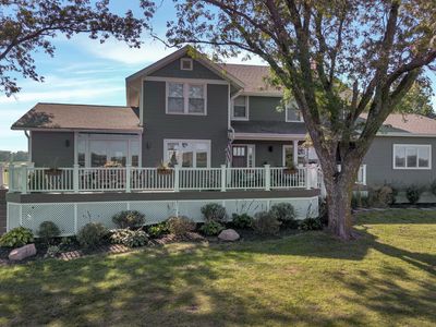 2569 Evergreen Ave