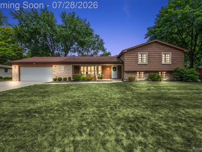 7435 Saint Auburn Dr