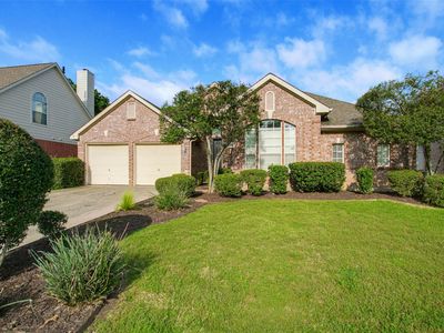 3208 Bridle Ln