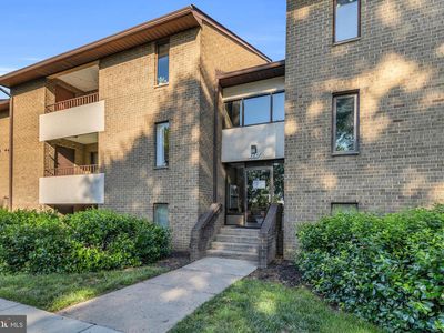 Property at 527 Florida Ave APT T2, Herndon, VA
