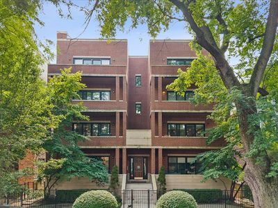 639 W Briar Pl APT 3E