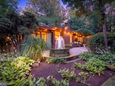 1169 Latrobe Dr