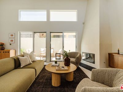 1254 24th St APT 2