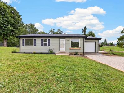2305 W Beaumont Ln