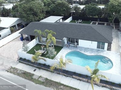 2716 Middle River Dr