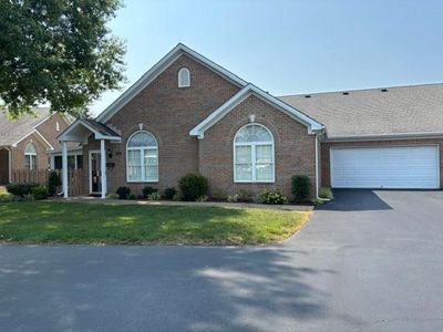 100 Augusta Ave APT 6-B