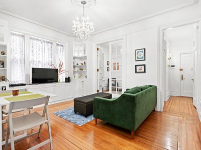 306 W 100th St APT 36