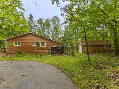 19061 Farington Ln NE