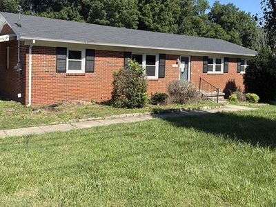400 Neely Ave