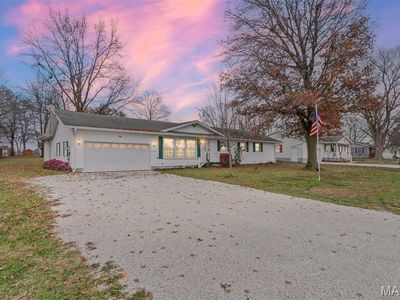 Property at 23370 W County Rd, Jerseyville, IL