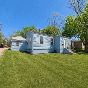 Property at 2938 E Euclid Ave, Des Moines, IA
