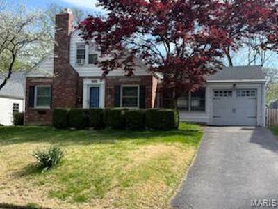 1342 Beverly Ave