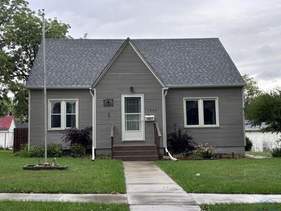 1007 S 2nd Ave