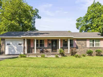Property at 203 Morrow St NE, Hartselle, AL