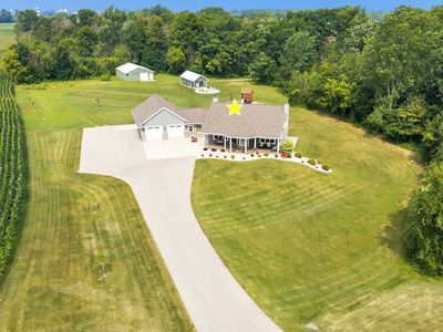 N7273 Moore Rd