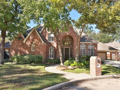 6910 Amber Ct