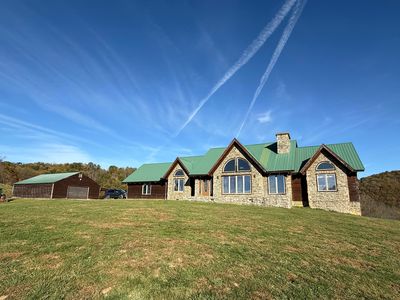 886 Trout Run Rd