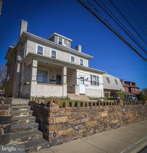 1305-1307 E Ridge Pike