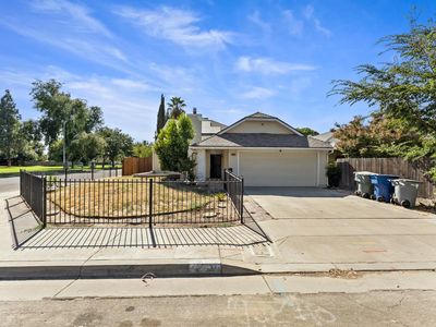 Property at 2521 N Selland Ave, Fresno, CA
