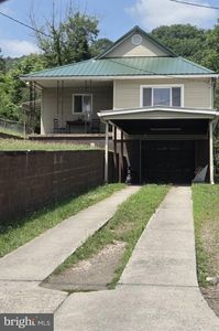 244 Springfield St