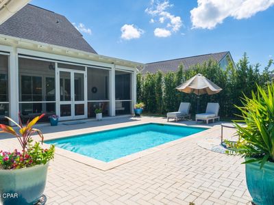 240 Log Landing St