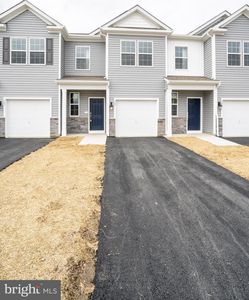 Property at 387 Mazzeo Dr, Glassboro, NJ