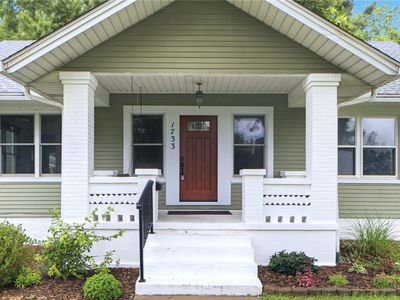 1733 Aero Ave