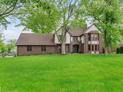 246 Westchester Blvd