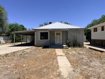 329 S Carbon Ave