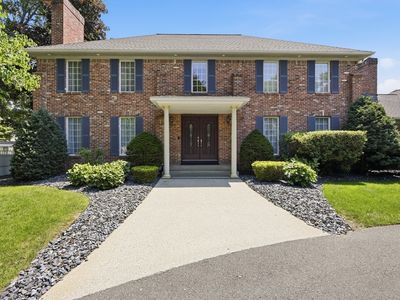 1051 Converse St