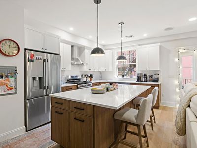 315 Grand St APT 3