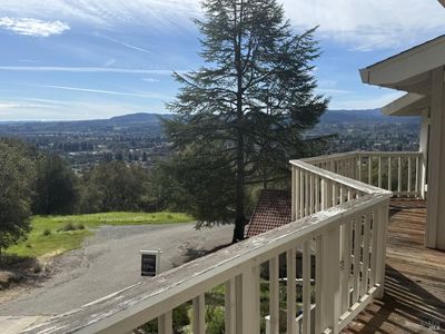 936 Valley View Drive