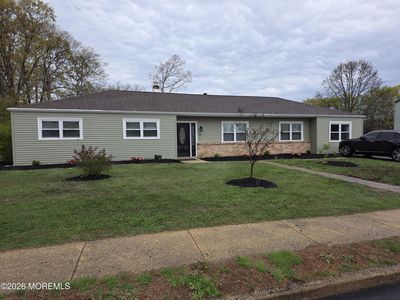 8 Knox Boulevard